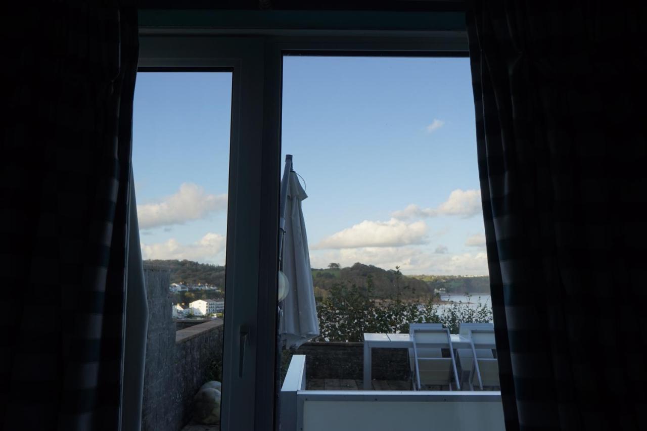 Beach House With Sea Views Over Saundersfoot Bay Exterior photo